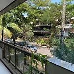 Lindo apartamento, próximo a praia e metro