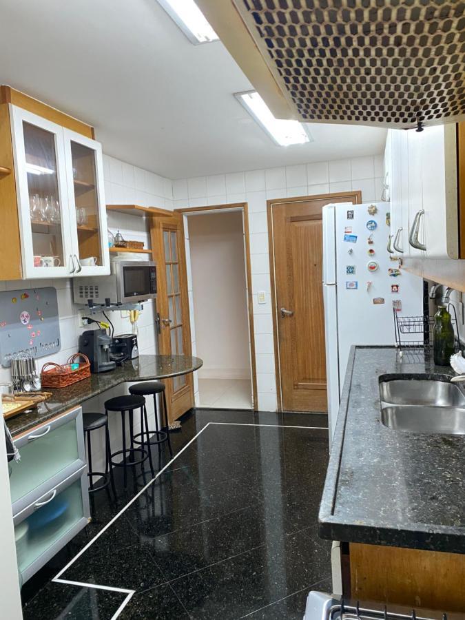 Lindo Apartamento, Proximo A Praia E Metro Apartamento